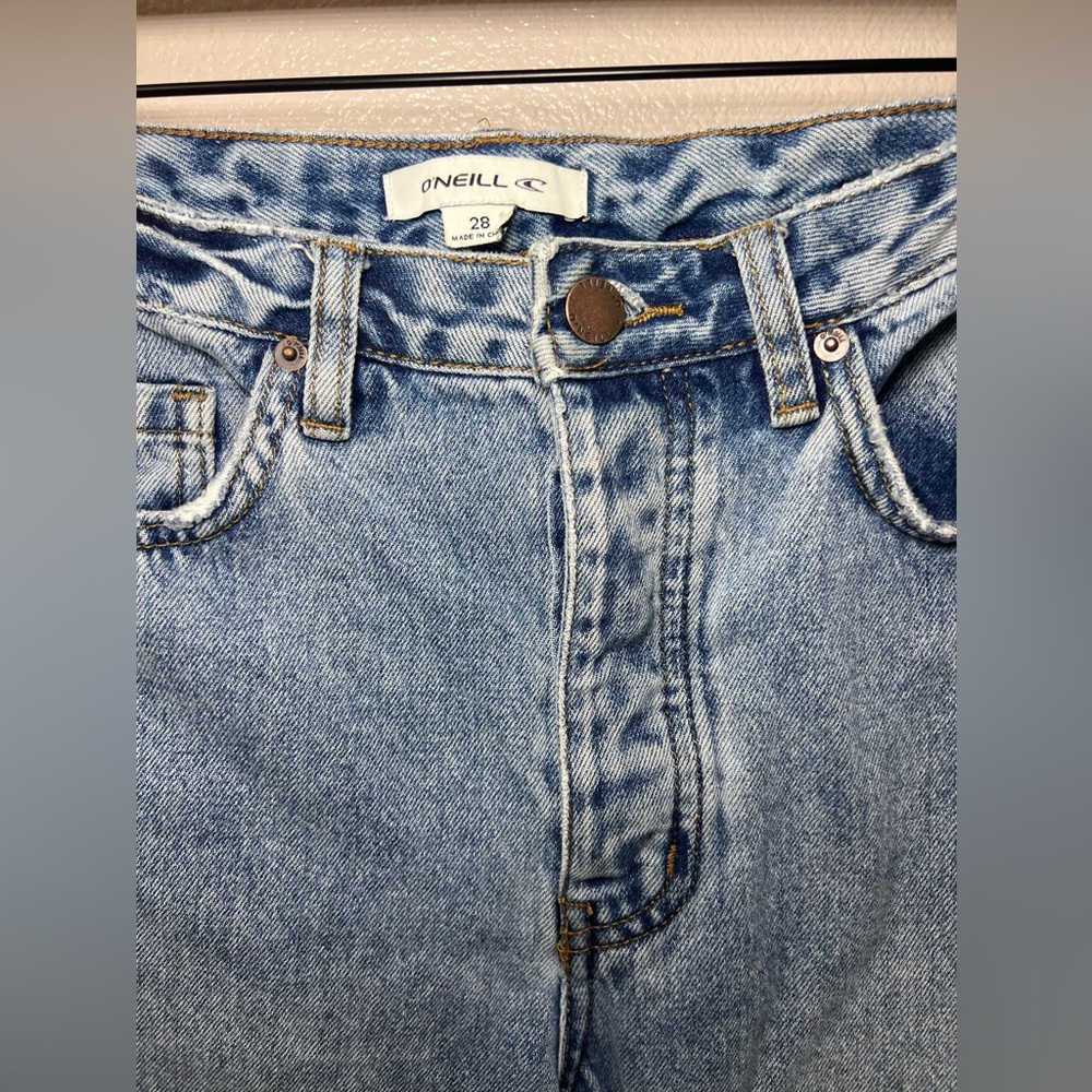O’Neill Distressed Jeans Size 28 - Picture 7 of 10